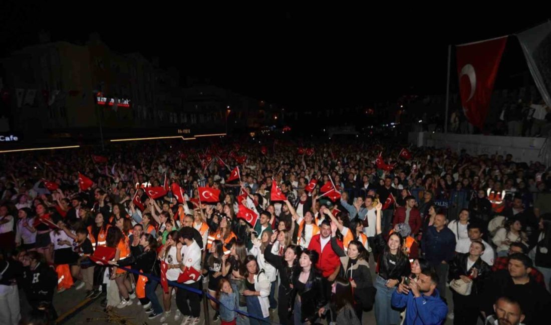 19 Mayıs coşkusu Büyükşehir konserleri ile yaşandı Muğla Büyükşehir Belediyesi, gençlerin 19 Mayıs Atatürk’ü Anma, Gençlik ve
