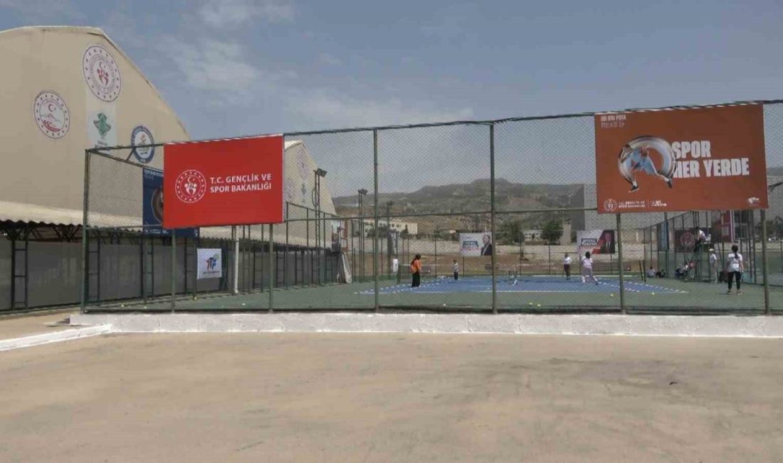 Şırnak’ta 4. Uluslararası “Cudi Cup Tenis Turnuvası” hazırlıkları tamamlandı. Gençlik