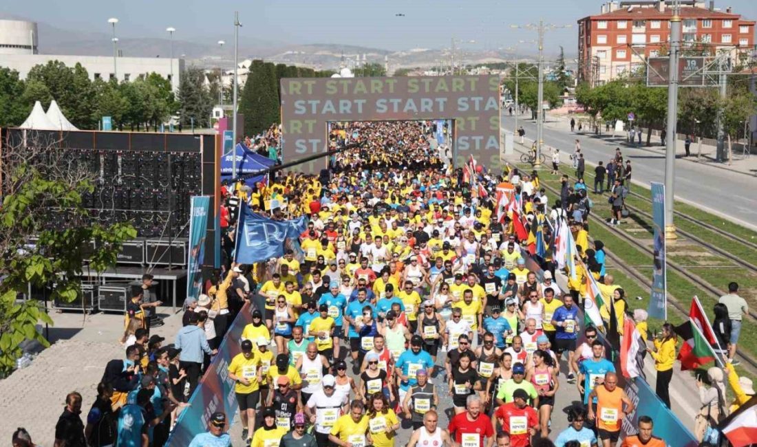 Konya Büyükşehir Belediyesi tarafından düzenlenen “4. Uluslararası Konya Yarı Maratonu”