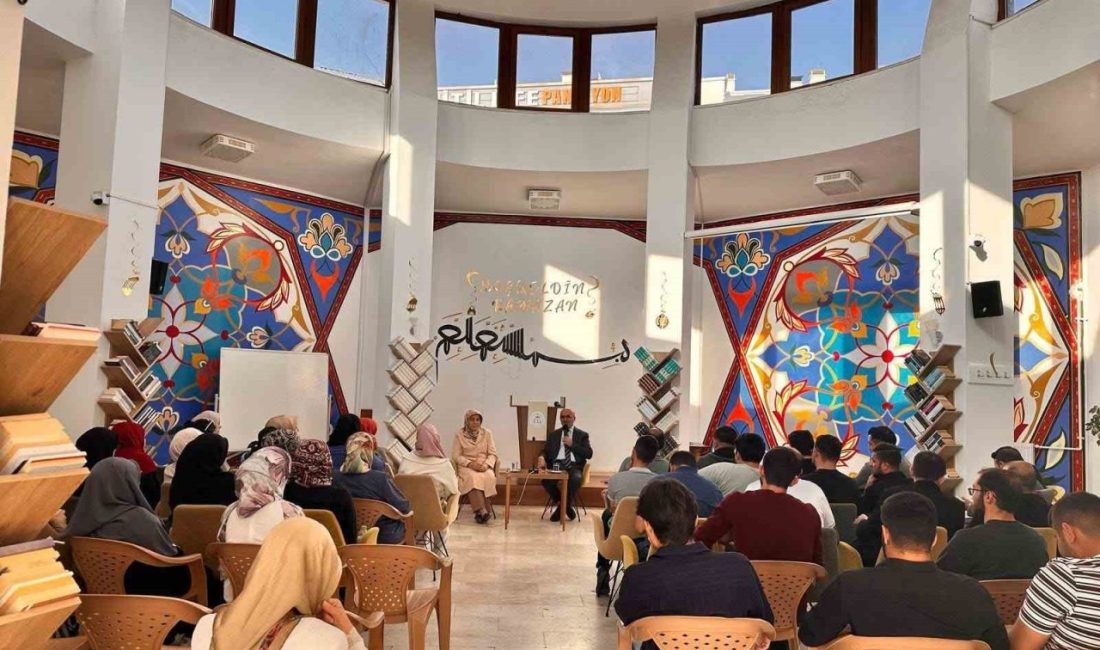 Afyonkarahisar Diyanet Gençlik Merkezi’nde mezuniyet programı coşkuyla gerçekleşti Afyonkarahisar İl Müftülüğü Gençlik Koordinatörlüğü tarafından, Diyanet Gençlik Merkezi’nde eğitimlerini