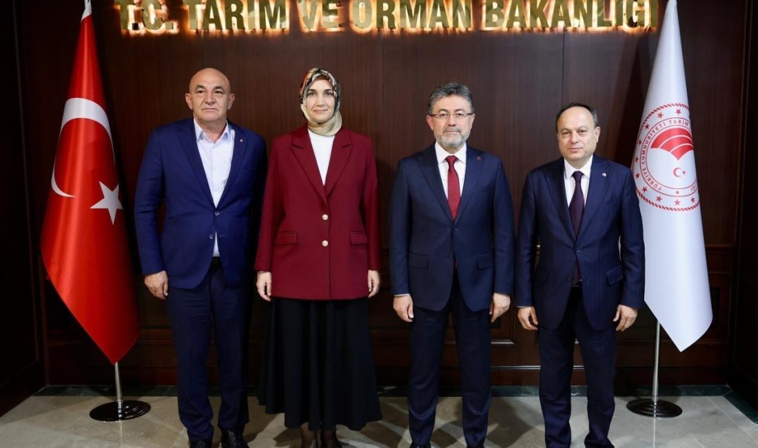 Afyonkarahisar heyetinden Tarım ve Orman Bakanı Yumaklı’ya ziyaret Afyonkarahisar Valisi Doç. Dr. Kübra Güran Yiğitbaşı, Afyonkarahisar Ticaret ve