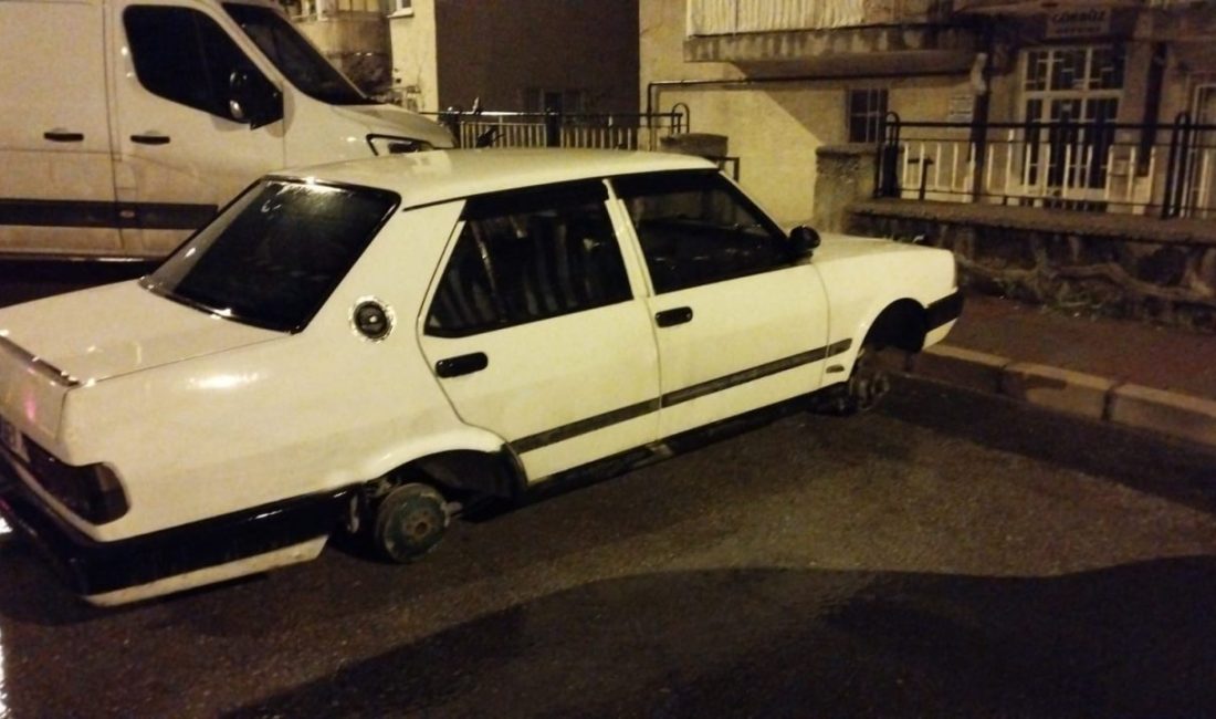 Afyonkarahisar’da bir garip hırsızlık Afyonkarahisar’da park halindeki otomobilin 4 lastiğini birden çalarak aracı takozlar