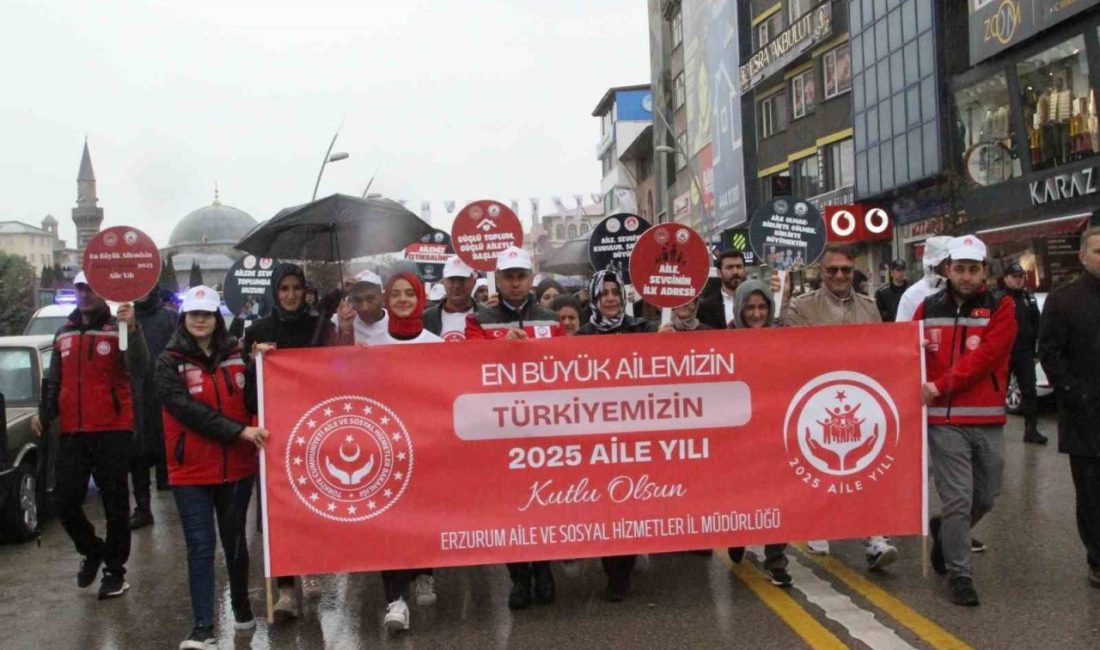 2025 yılının “Aile Yılı” ilan edilmesi dolayısıyla Erzurum’da düzenlenen kortej