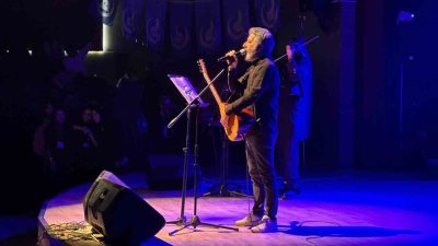 Ardahan Ülkü Ocakları tarafından Ali Kınık konseri düzenlendi. Ardahan Ülkü