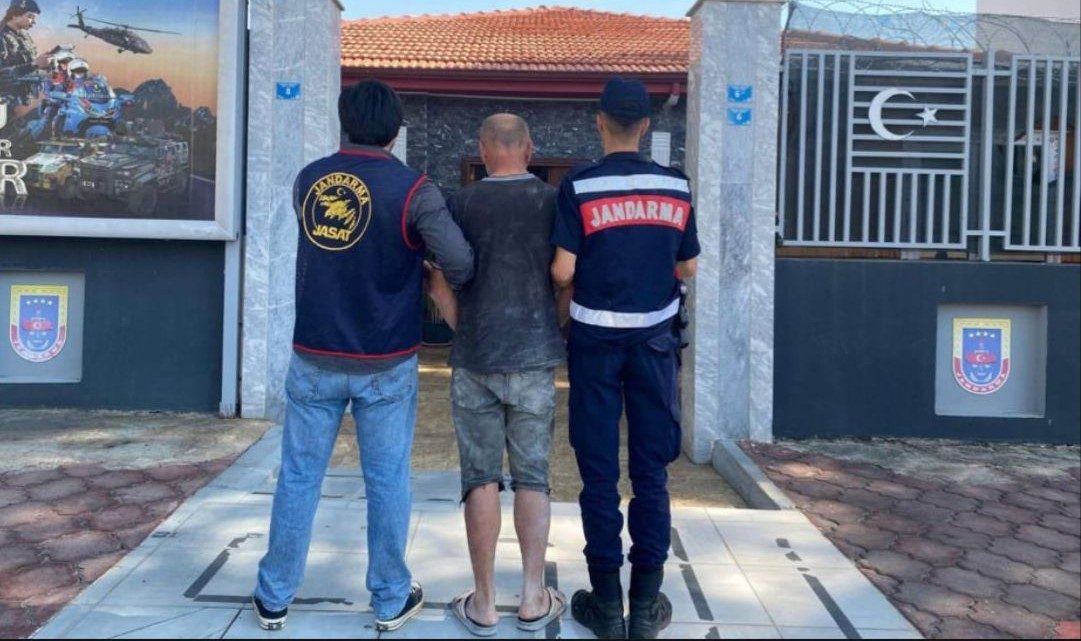 Jandarma Suç Araştırma Timleri (JASAT), Antalya genelinde yürütülen çalışmalarda, haklarında
