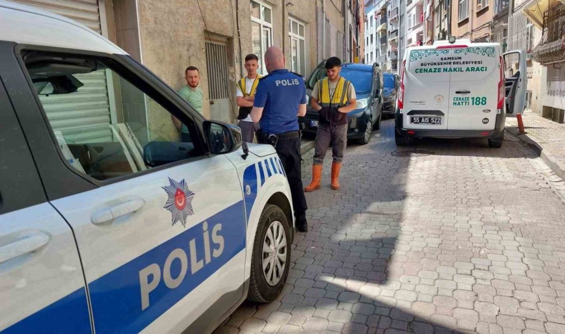 Apartmana yayılan koku yaşlı adamın öldüğünü ortaya çıkardı Samsun’da apartmana zemin kattan yayılan kötü koku üzerine yapılan aramada