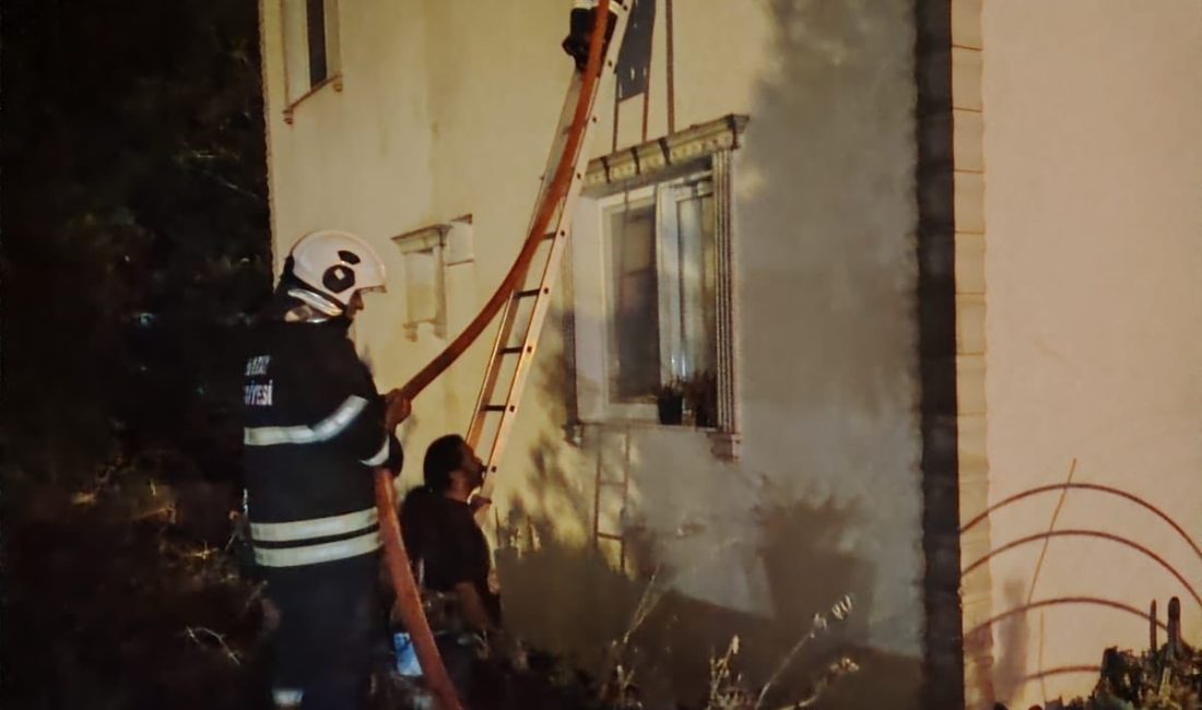 Hatay’da alevlere teslim olarak yanan 2 katlı müstakil evde hasar
