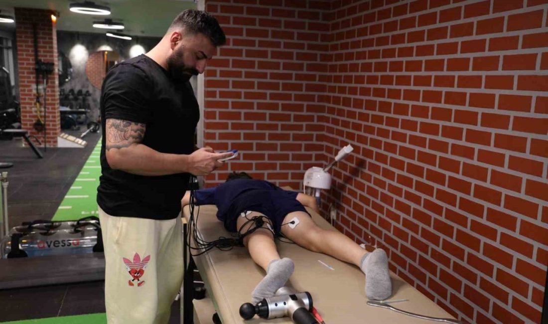 Altyapı liglerinin bitmesinin ardından futbolcu adayları yeni sezona hazırlanıyor. Atletik