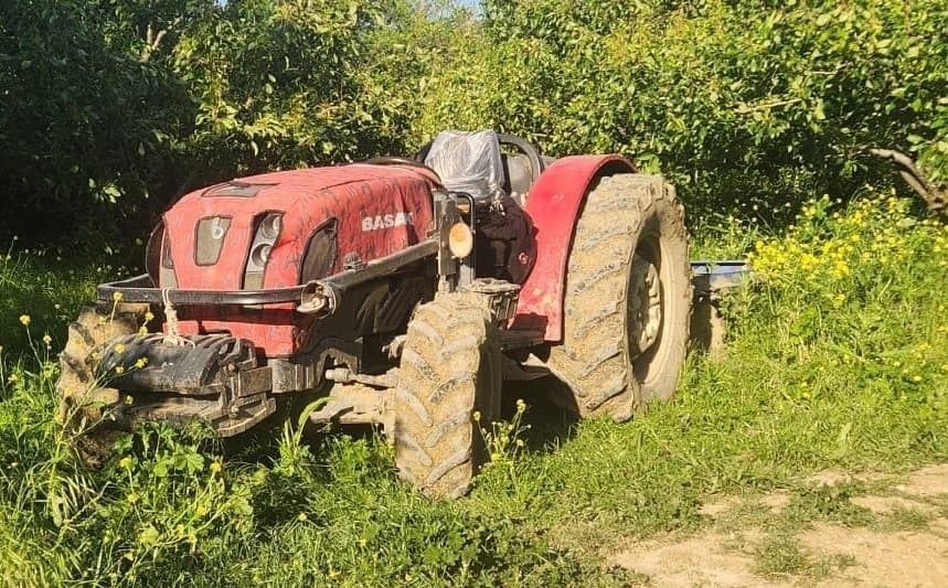 Babasının kullandığı traktörün altında kalmıştı… 7 yaşındaki Nur hayatını kaybetti Bursa’nın İnegöl ilçesinde babasının kullandığı traktörün altında kalarak ağır yaralanan