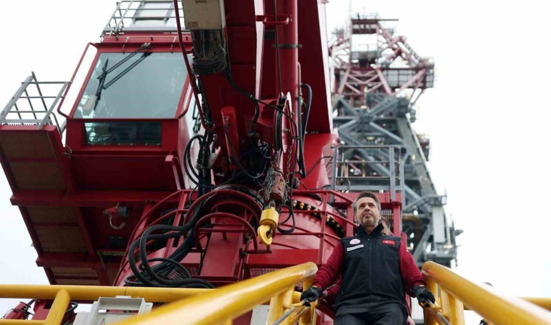 Enerji ve Tabii Kaynaklar Bakanı Alparslan Bayraktar, Karadeniz’de faaliyetlerine başlayan