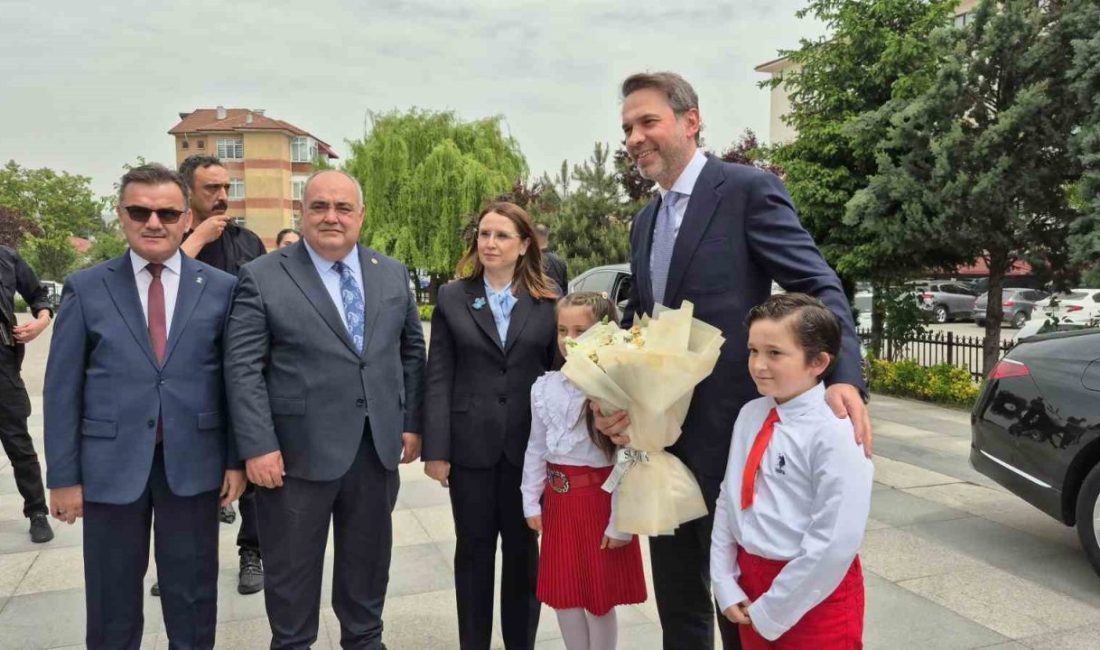 Bakan Bayraktar Bartın’da Enerji ve Tabii Kaynaklar Bakan Alparslan Bayraktar, bir dizi ziyaret