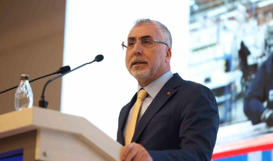 Bakan Işıkhan: “10 bin engelli bireye kamuda iş fırsatı sunulacak” Çalışma ve Sosyal Güvenlik Bakanı Vedat Işıkhan, “Türkiye genelinde 10