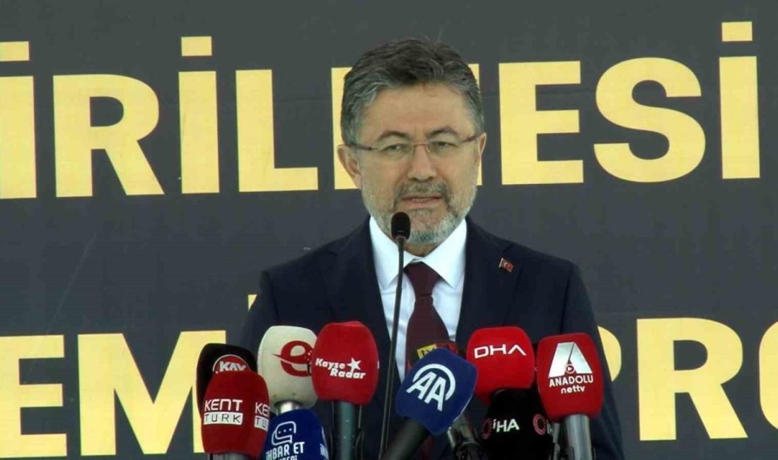 Bakan Yumaklı: “TARSİM için hasar tespitini bütün iller için söylüyorum, inşallah 10 güne kalmaz bitiriyoruz” Kayseri’de düzenlenen Tarım Arazilerinin Kullanımının Etkinleştirilmesi Projesi tohum dağıtım törenine