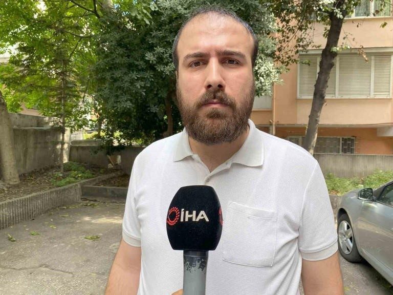 Bakırköy Adliyesi’nde ‘hakim savcıları tanıyorum’ diyerek dolandırıcılık yaptığı iddia edilen lostra çalışanı hakkında mütalaa açıklandı Bakırköy Adliyesi’nin içerisinde bulunan lostrada çalışan ve hakim savcıları tanıdığını
