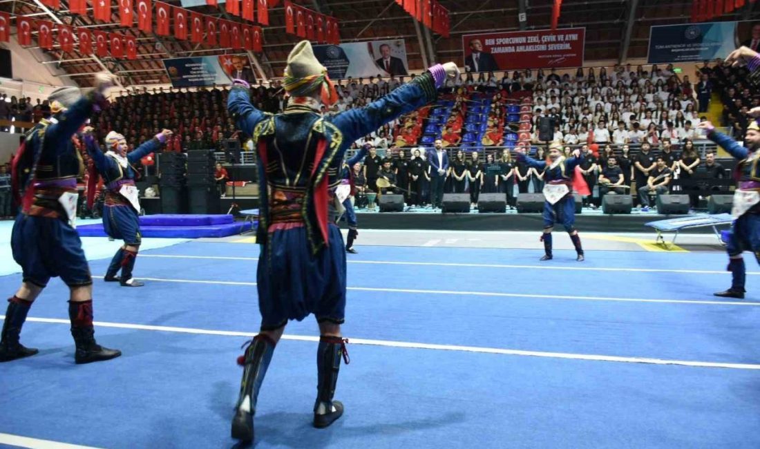 Balıkesir’de 19 Mayıs kutlamaları yapıldı Balıkesir’de 19 Mayıs Atatürk’ü Anma, Gençlik ve Spor Bayramı Kurtdereli