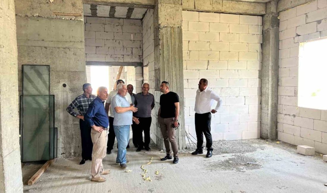 Başkan Ulutaş, Esenli sakinleriyle buluştu Malatya’nın Akçadağ ilçesinde Belediye Başkanı Hasan Ulutaş, vatandaşlarla doğrudan iletişim