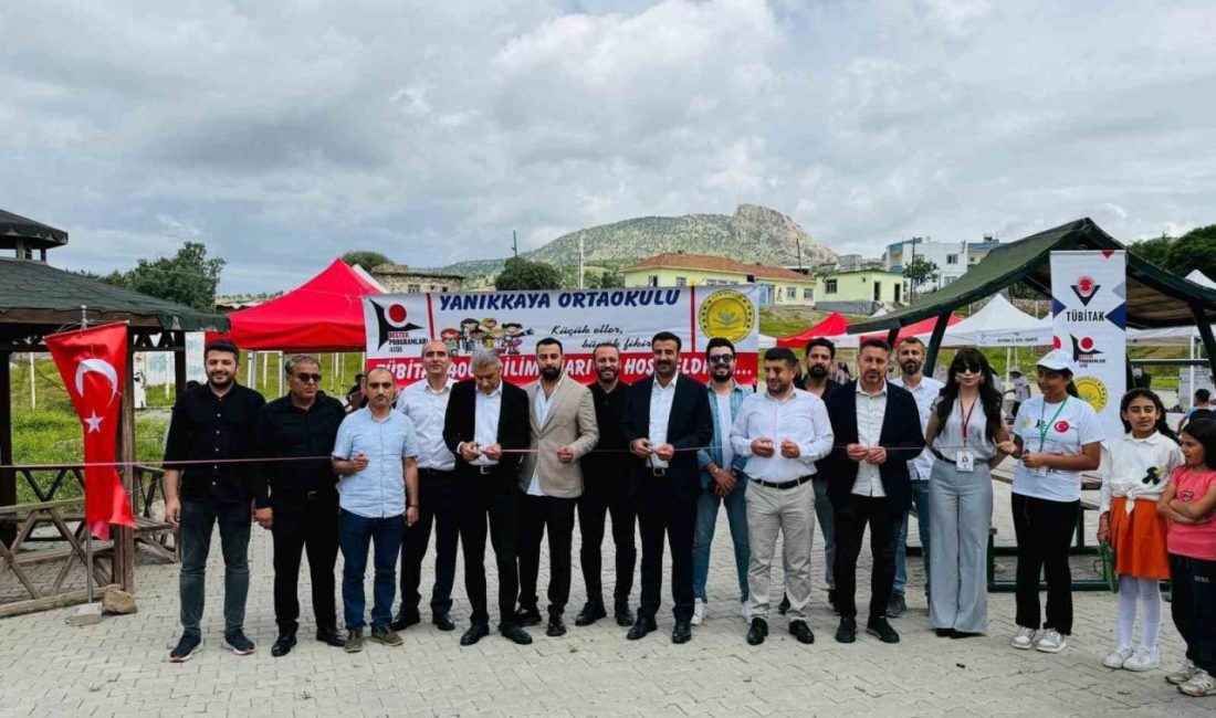 Batman’da öğrenciler bilim fuarında buluştu Batman’ın Kozluk ilçesi Yanıkkaya ortaokulunda öğrenciler, TÜBITAK 4006 bilim fuarında