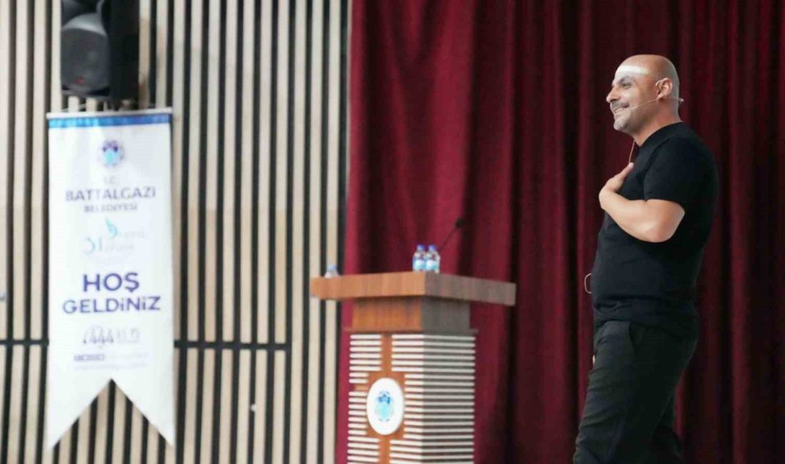 Battalgazi Belediyesi, lise öğrencilerine yönelik düzenlediği “Güç Senin İçinde” konulu