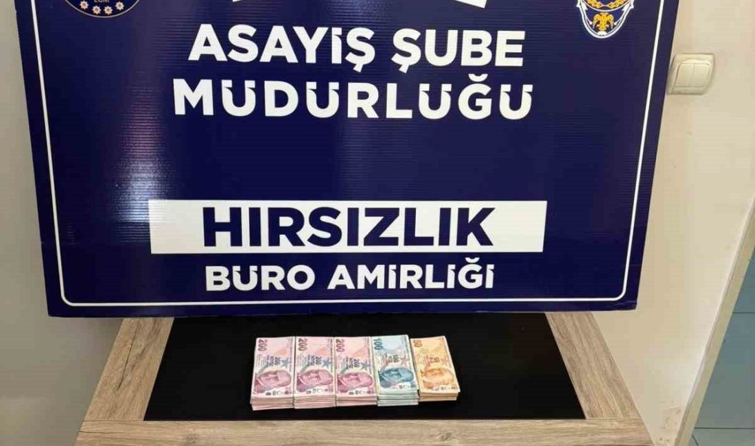 Bingöl’de bankta unutulan telefonu alan yabancı uyruklu bir şahıs, polis