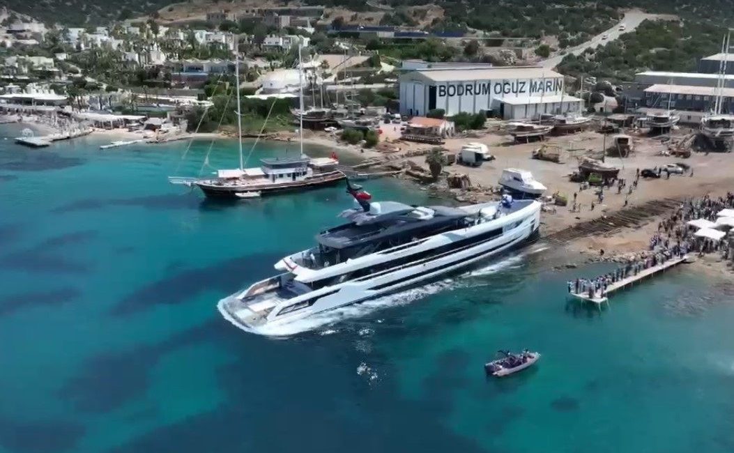 Muğla’nın Bodrum ilçesinde yapımı tamamlanan 50 metre uzunluğundaki, 1,2 milyar