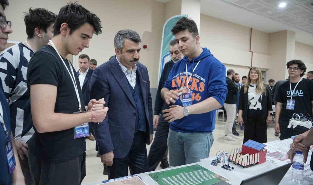“Bursa Gençlik ve Teknoloji Festivali” başladı Yıldırım Belediyesi tarafından düzenlenen “Bursa Gençlik ve Teknoloji Festivali”, gençlerin