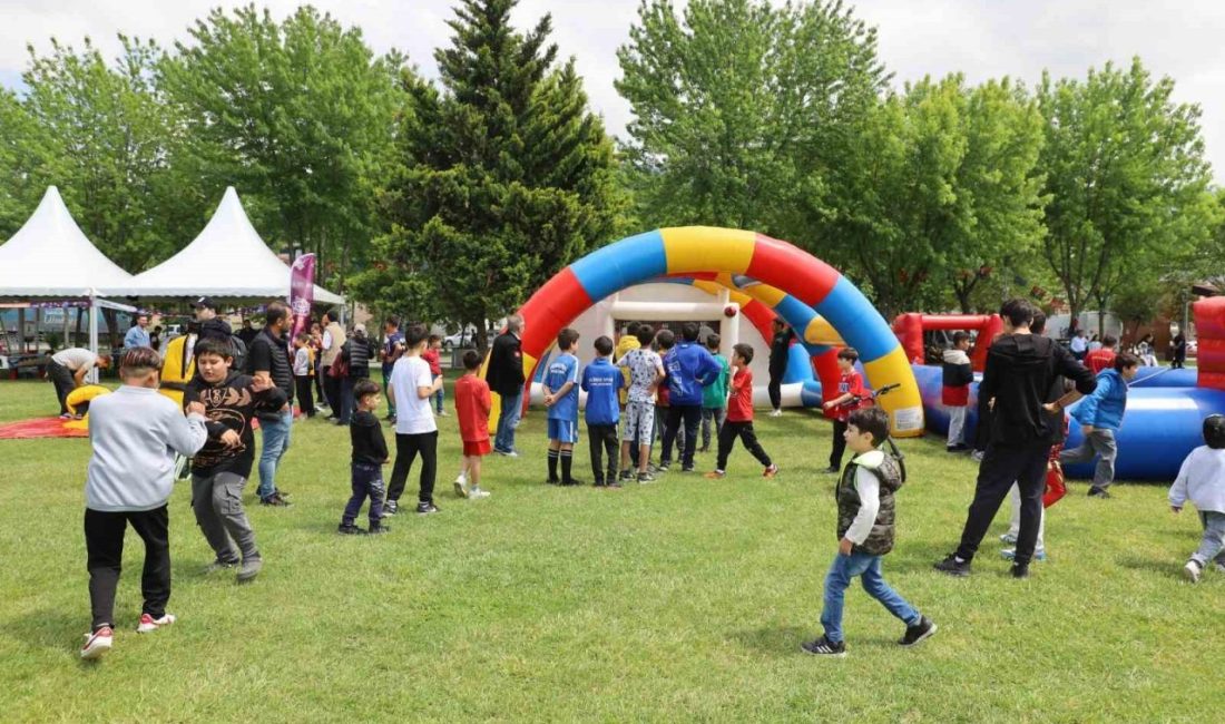 Bursa Büyükşehir Belediyesi’nin 19 Mayıs Atatürk’ü Anma, Gençlik ve Spor