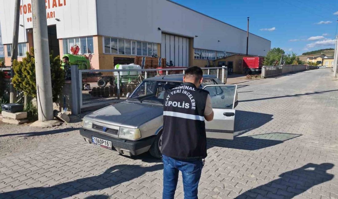 Çaldıkları otomobille drift atan çocuklar “dur” ihtarına uymayıp kaçınca gözaltına alındı Çorum’da arkadaşlarıyla birlikte düz kontak yöntemiyle çaldığı otomobille drift atan