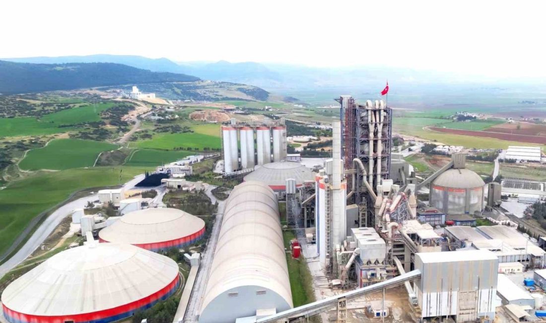 Çimko 5 yıl vadeli 300 milyon dolar tutarındaki Eurobond ihracını başarıyla tamamladı Sanko Holding’in öncü şirketlerinden Çimko Çimento ve Beton Sanayi Ticaret