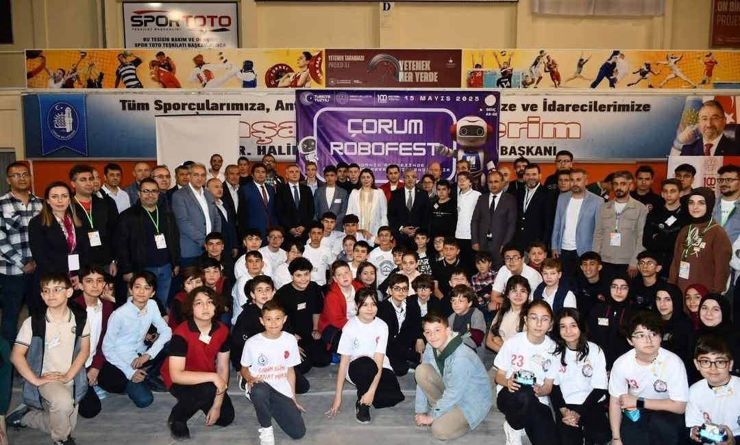 Çorum’da Milli Eğitim Müdürlüğü tarafından ilk kez düzenlenen RoboFest Robot