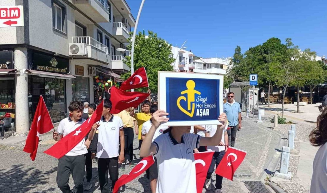 Muğla’nın Datça ilçesinde Engelliler Haftası kapsamında düzenlenen etkinlikler, bando eşliğinde