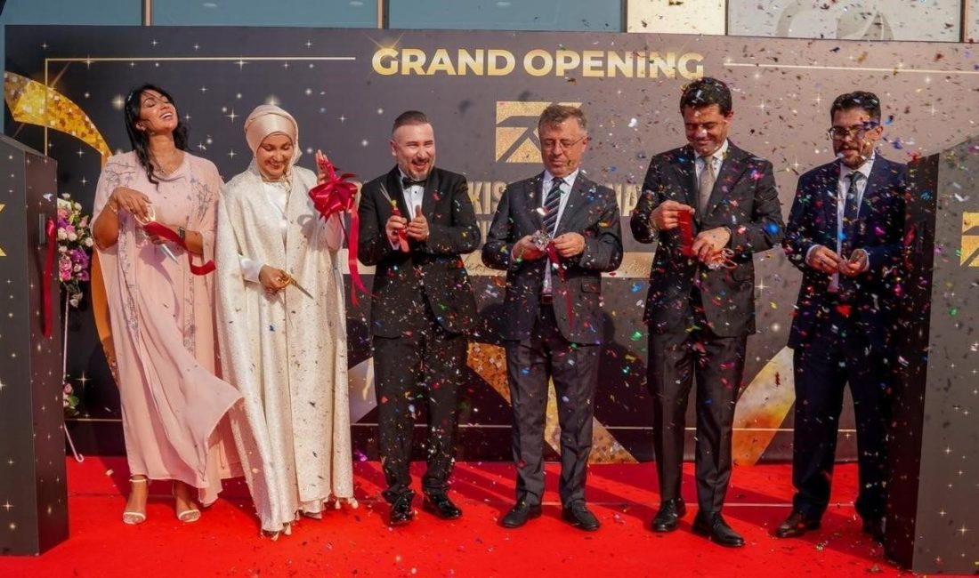 Dubai’de düzenlenen törenle Türk sağlık merkezi DRFK Turkish International Day