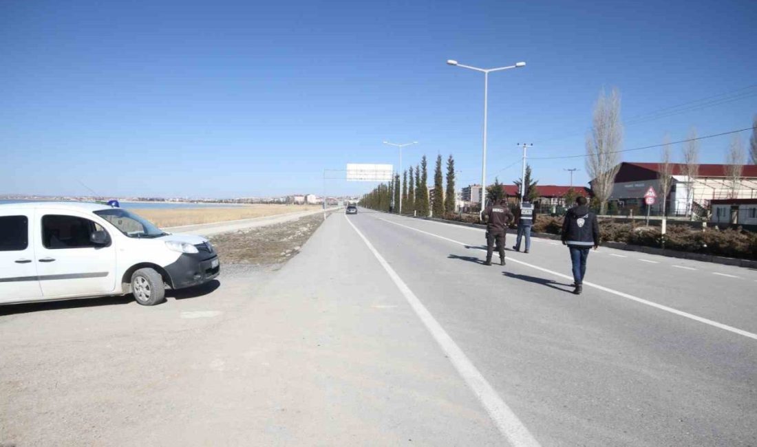 Konya’nın Beyşehir ilçesinde şehrin en işlek caddesinde drift attığı kameralardan