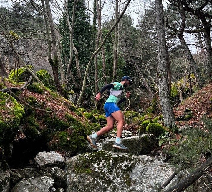 Efeler Yolu Ultra Trail için geri sayım başladı Efeler Yolu Ultra Trail, İzmir’in antik yollarında 24-25 Mayıs 2025