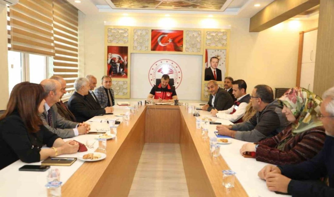 Elazığ’da zirai don değerlendirme toplantısı yapıldı Nisan ayında Elazığ’da meydana gelen zirai don olayının etkilerini değerlendirmek