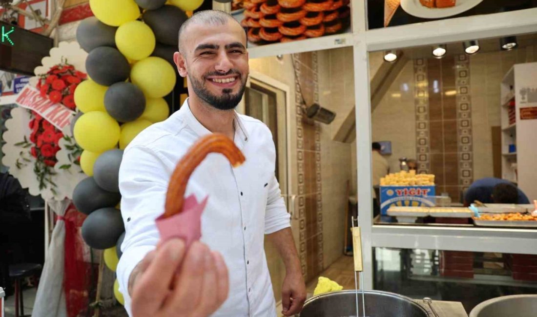 Elazığ’da 9 yıldır seyyar satıcı olarak tatlı satan 23 yaşındaki