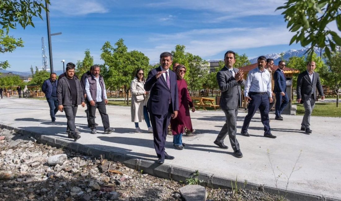 Erzincan Belediyesi tarafından yapımı devam eden Esentepe Alanı 3’ncü Etap