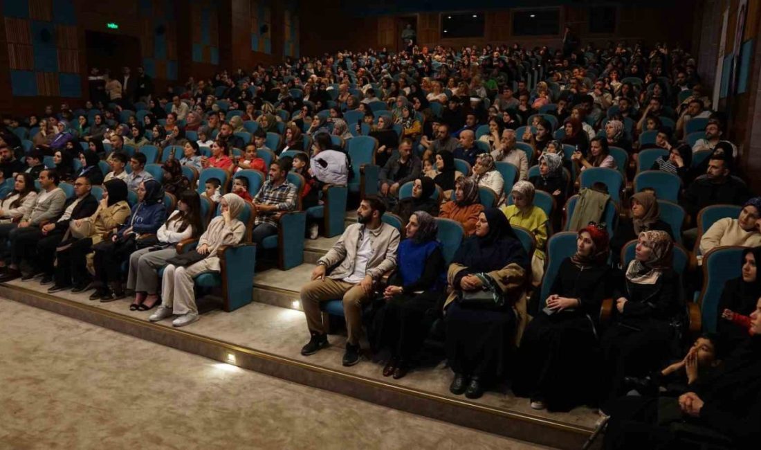 Esenyurt Belediyesi’nin Mayıs ayı Kültür-Sanat Etkinlikleri kapsamında, edebiyat dünyasının önemli