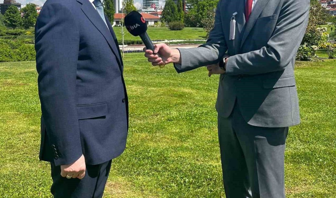 Eski İçişleri Bakanı Soylu: “Terörsüz Türkiye, ülkemizin huzuru açısından ve kardeşliğimiz açısından çok önemli bir adımdır” Eski İçişleri Bakanı Süleyman Soylu, “Terörsüz Türkiye, ülkemizin huzuru açısından