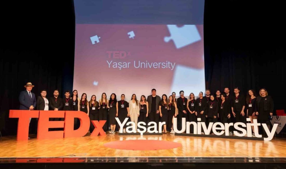 TEDx Yaşar University etkinliği kapsamında her biri kendi alanlarında başarılarıyla