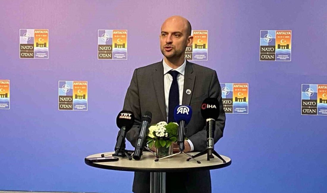 Fransa Dışişleri Bakanı Stéphane Séjourné, Antalya’da düzenlenen NATO Gayriresmi Dışişleri