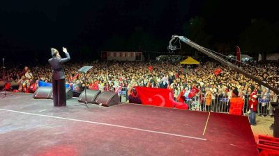 Fırat Üniversitesinin 50. kuruluş yılı dolayısıyla Elazığ Belediyesinin ev sahipliğinde