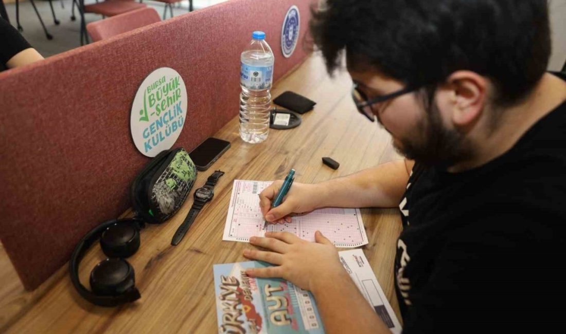 Bursa Büyükşehir Belediyesi’nin gençlerin başarılarını artırmak ve sınav kaygılarını yenmelerini