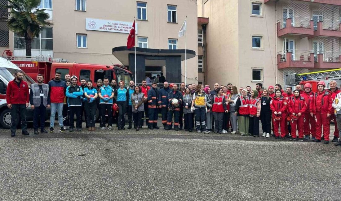 Giresun’da gerçeğini aratmayan tatbikatta senaryo gereği depremde zarar gören hastanede