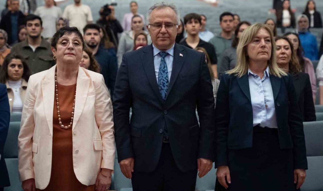 Hacettepe Üniversitesi Eğitim Fakültesi, anneliğin evrensel gücünü ve aile üzerindeki