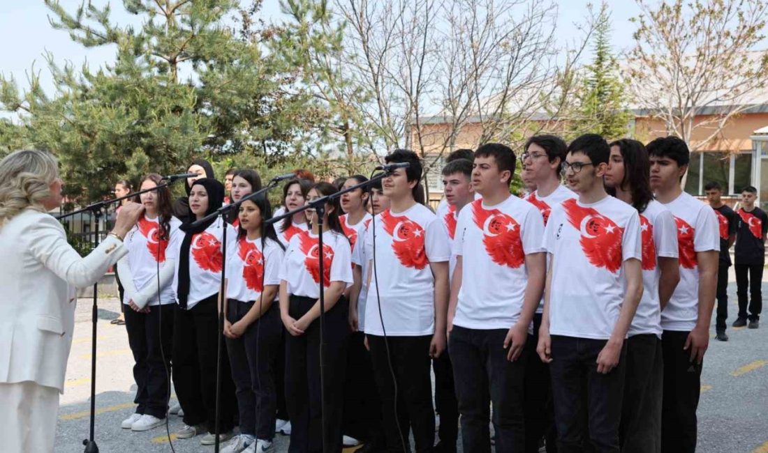 Hacılar’da 19 Mayıs coşkusu Hacılar’da 19 Mayıs Atatürk’ü Anma, Gençlik ve Spor Bayramı, coşkuyla