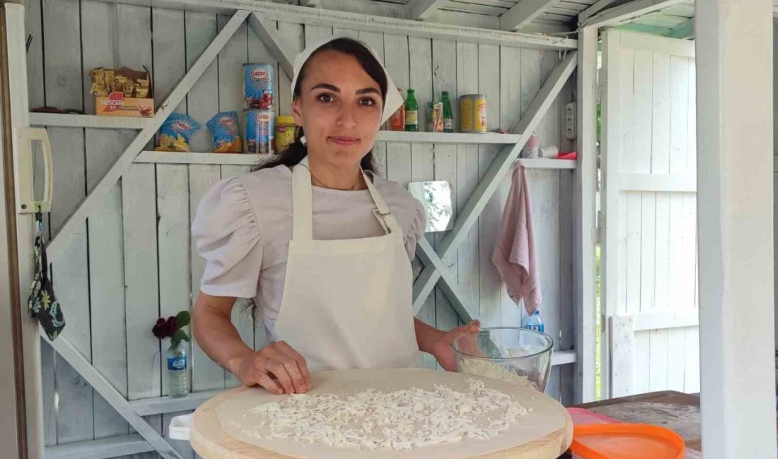 Kahramanmaraş’ta 2 çocuk annesi kadın, bazlama ve gözleme dükkanı açarak