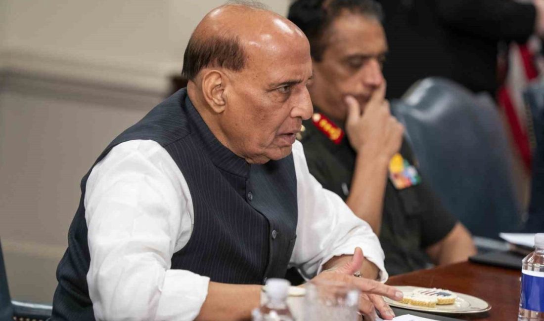 Hindistan Savunma Bakanı Rajnath Singh, Pakistan’ın nükleer silahlarına ilişkin yaptığı