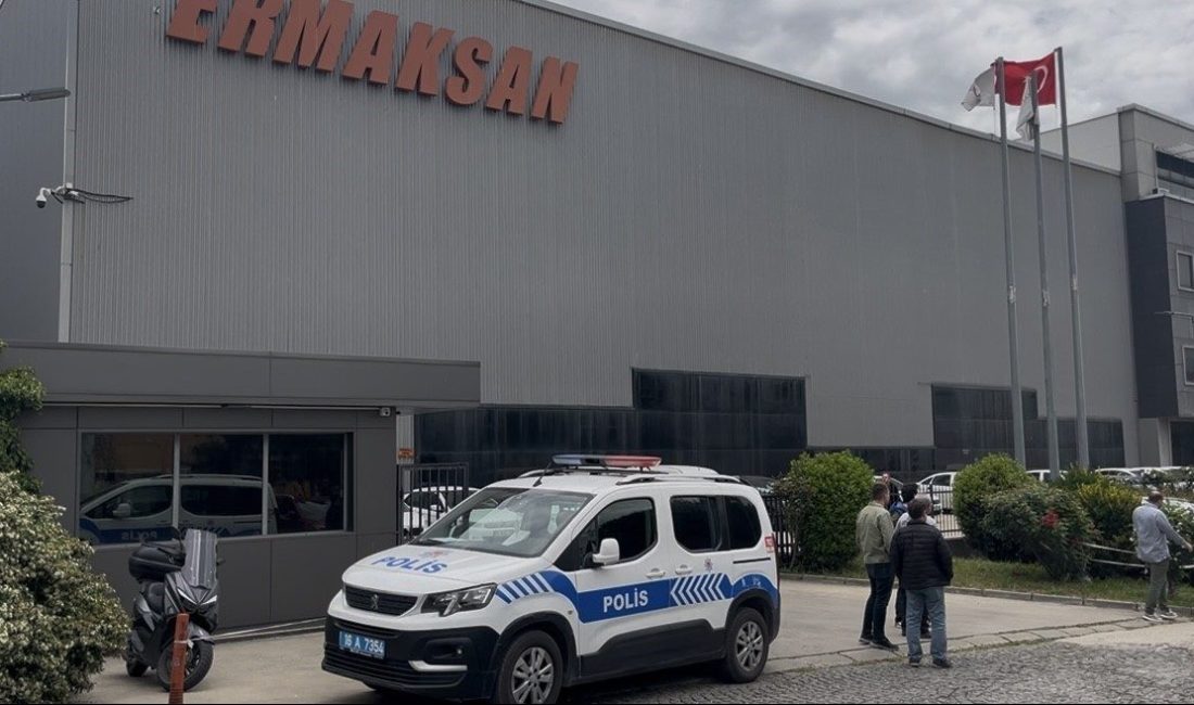 Bursa’da meydana gelen iş kazasında, iş makinesinin altında kalan işçi