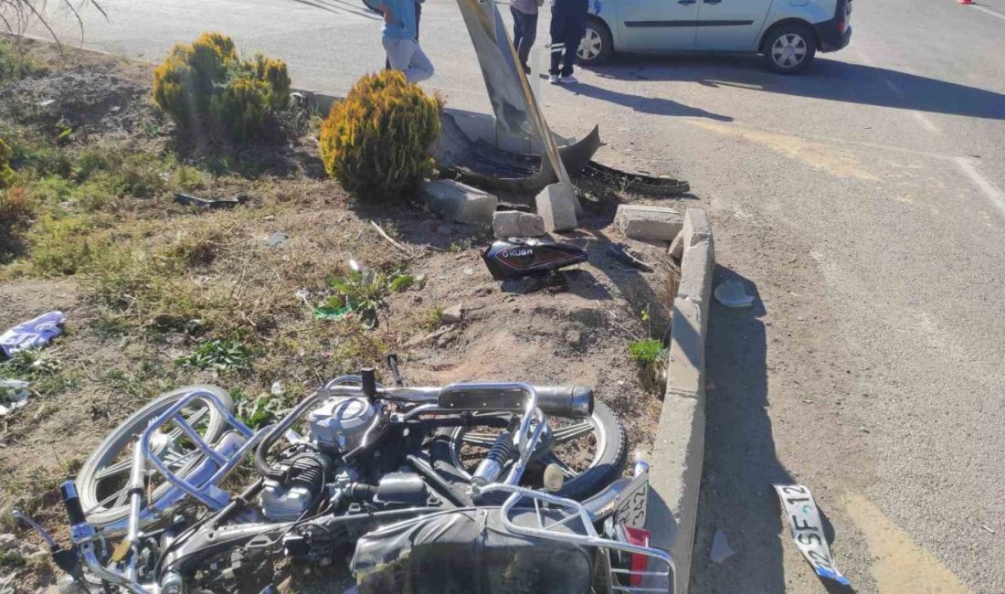 Isparta’da kamyonet ile motosiklet çarpıştı: 2 yaralı Isparta’nın Şarkikaraağaç ilçesinde kamyonet ile motosikletin çarpışması sonucu meydana gelen
