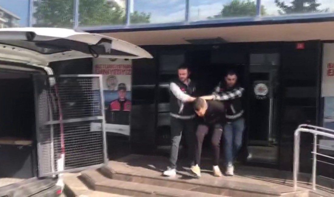 Kadıköy’de Galatasaray taraftarına silahla ateş ederek yaralanmasına neden olan şüpheli